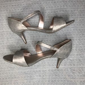 NEW Dress Barn Champagne Heels